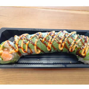 651. Salmon Crystal Roll - 8 Pieces