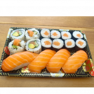 750. Salmon Set (16 Pieces)